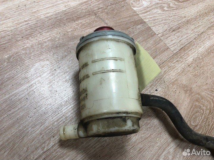 Бачок гур Honda Pilot 2 2008-2011