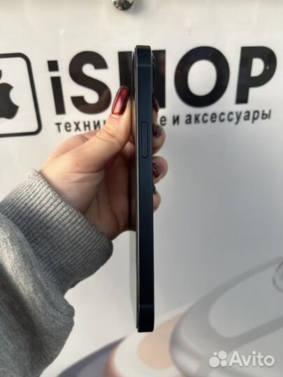 iPhone 13, 256 ГБ