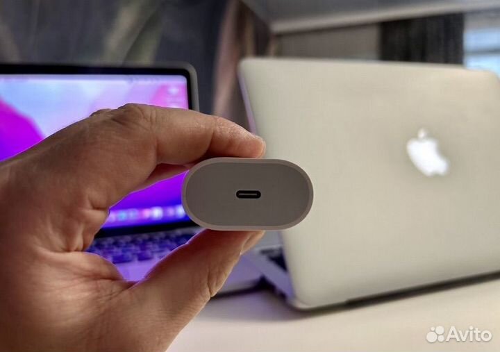Быстрая зарядка для iPhone 25w + Провод