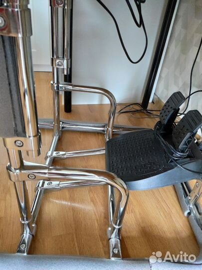 Стойка (кокпит) для симрейсинга