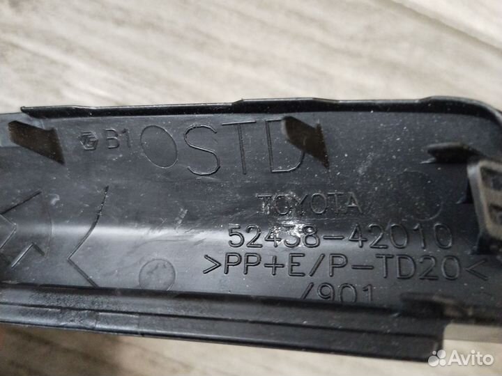 Заглушка бампера рав 4 5 левая черная Новая 19-24