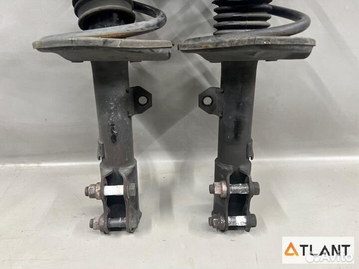 Стойка передняя toyota wish