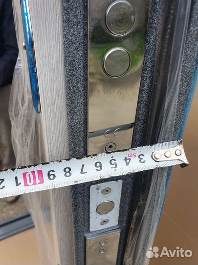 Входная дверь