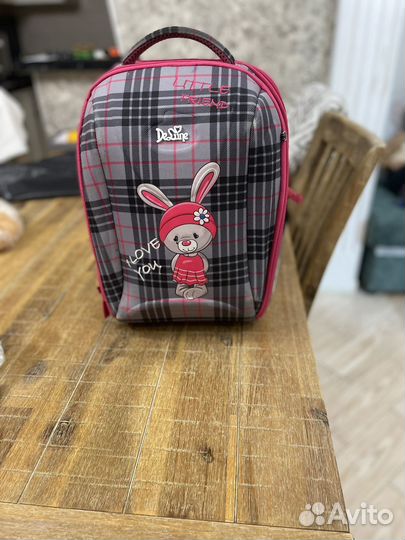 Школьный рюкзак