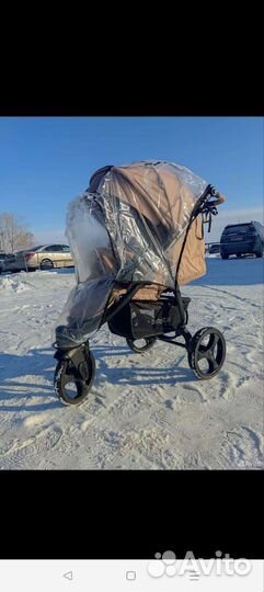 Прогулочная коляска