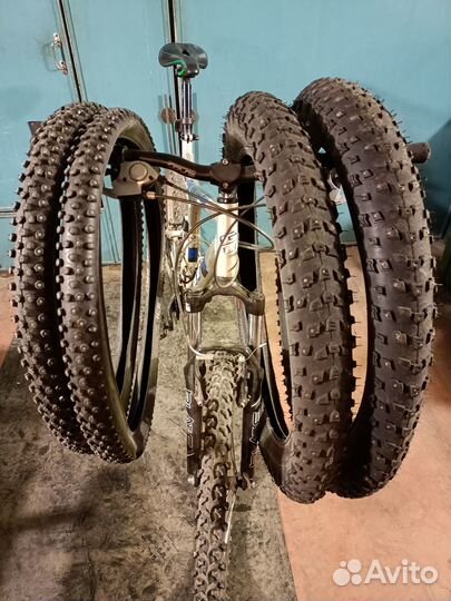 Покрышки велосипедные шипованные зимние