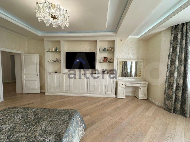 4-к. квартира, 170 м², 5/7 эт.