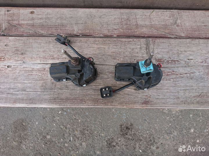 Фароочистители мерседес 124