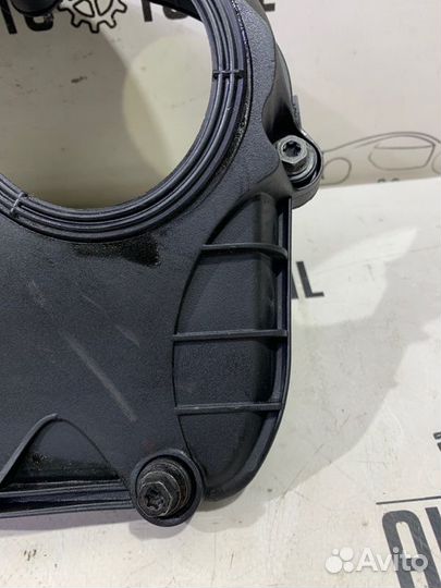 Крышка грм Audi Q5 8R CDN 2011