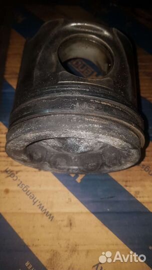 Поршень актрос