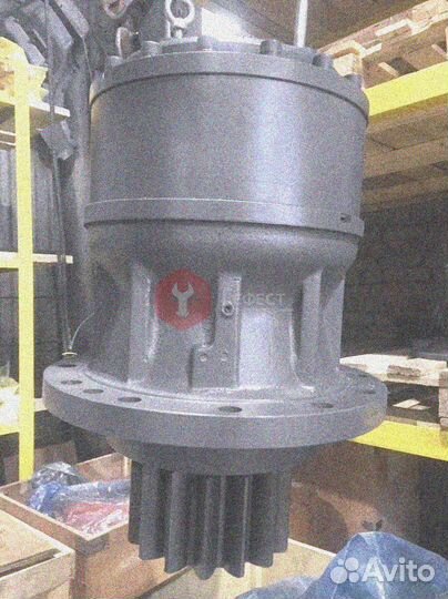 Поворотный редуктор Hyundai R210W-9A 39Q6-12102