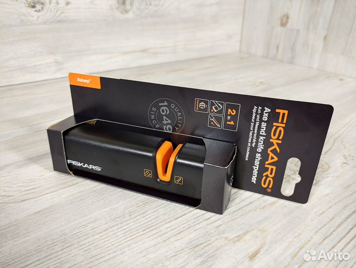 Точилка для топоров и ножей fiskars Xsharp 1000601