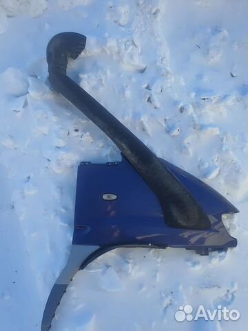 Крыло правое MMC Delica