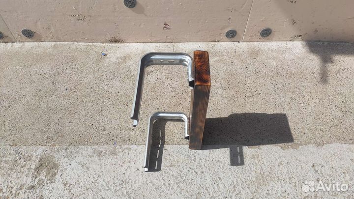 Крепление, подставка для лодочного мотора