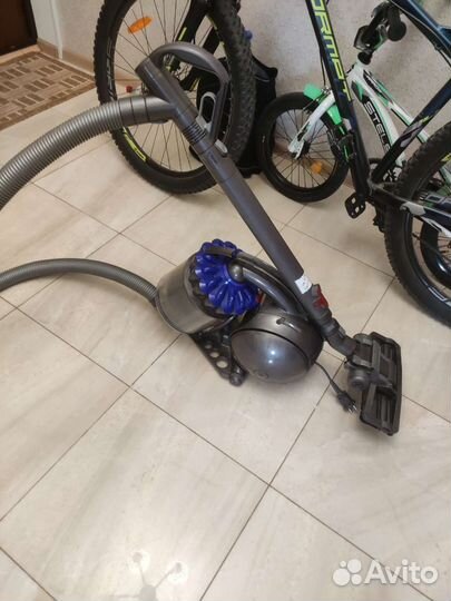 Пылесос Dyson DC41C