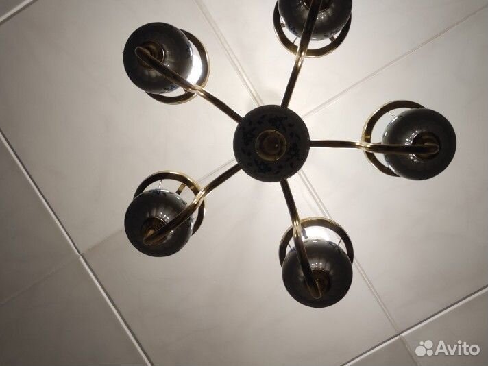 Люстра фарфоровая и бра 1 шт