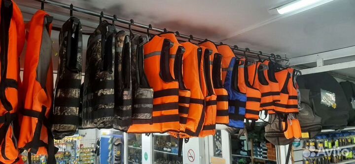 Спасательный жилет сертифицированный
