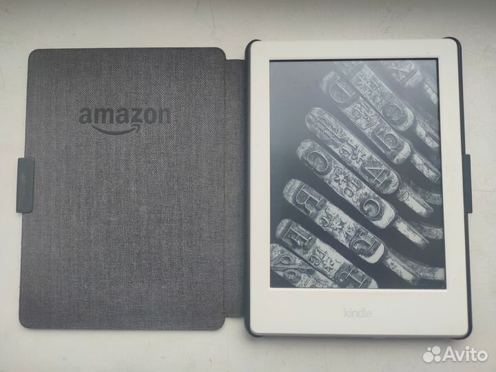 Электронная книга Amazon Kindle 8