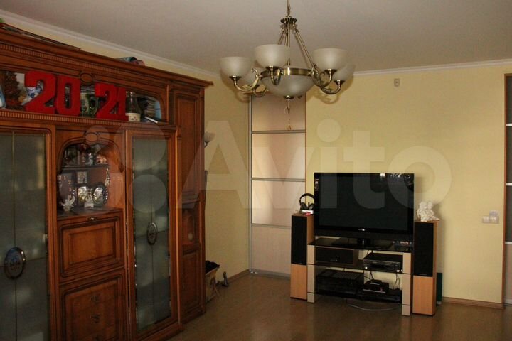 4-к. квартира, 143 м², 5/10 эт.