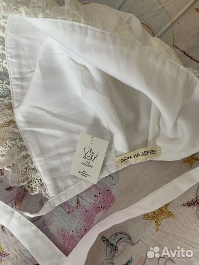 Чепчик крестильный новый Дом на дереве