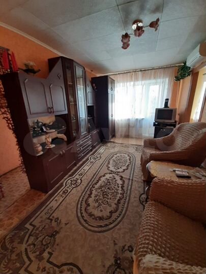 3-к. квартира, 43 м², 3/3 эт.