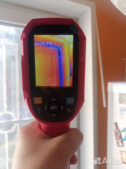 Замена уплотнителя на пластиковых окнах