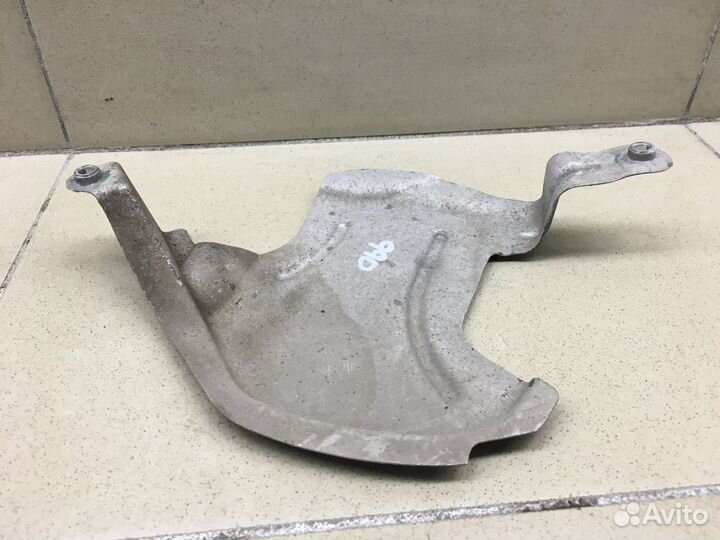 Экран тепловой Tiguan 2011-2016