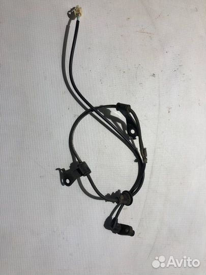Датчик ABS задний левый Toyota Vitz NCP95 2nzfe