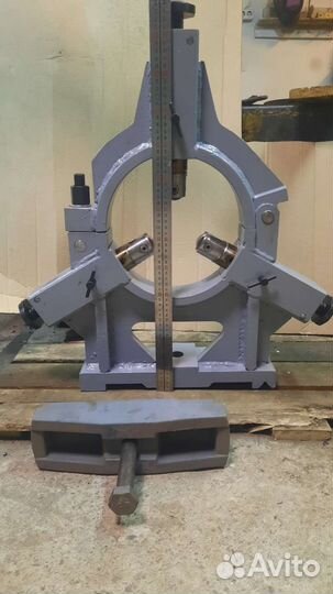 Стальной-сварной неподвижный люнет