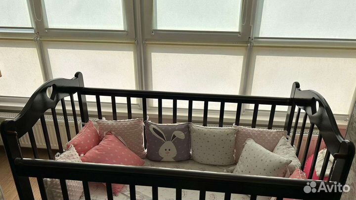 Детская кроватка с пеленальным комодом