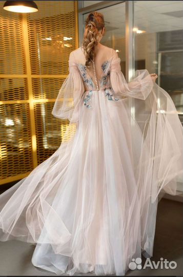 Платье на выпускной 