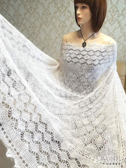 Белая паутинка Пуховая шаль ажурная Пуховый платок