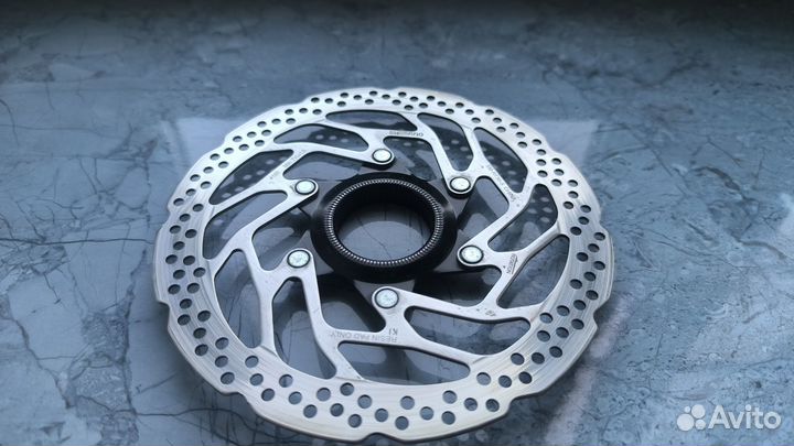 Shimano тормозной диск 160мм centerlock