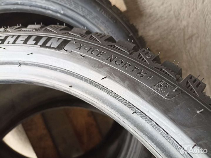 Michelin X-Ice North 4 245/35 R20