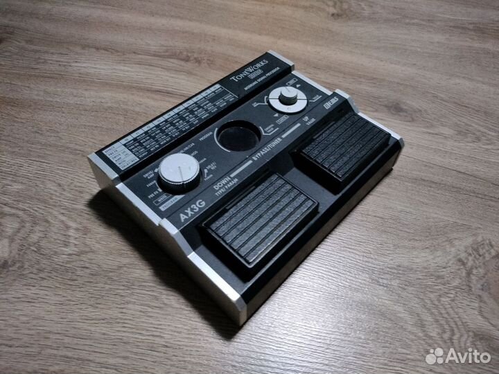 Процессор гитарных эффектов Korg ax3g