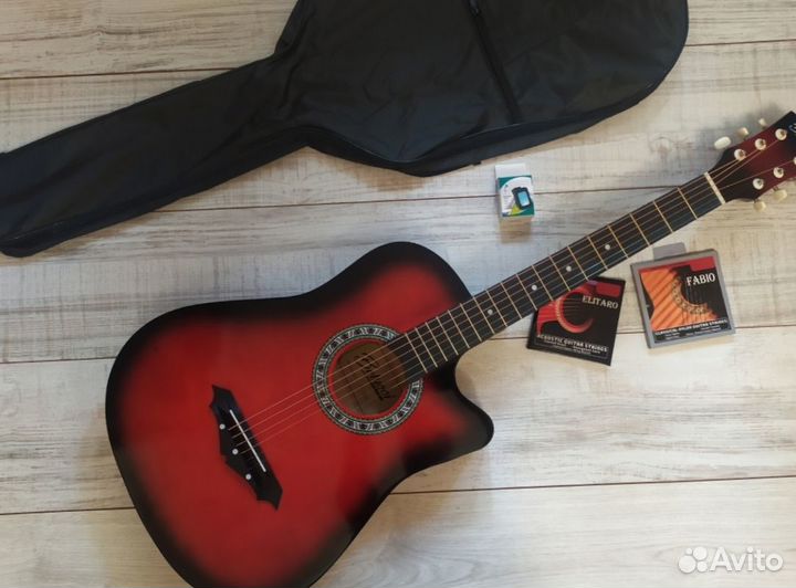 Акустическая гитара