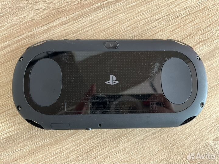 PlayStation Vita Slim (HENkaku)