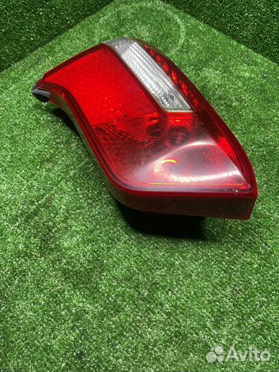 Задний правый фонарь Kia rio 3 седан