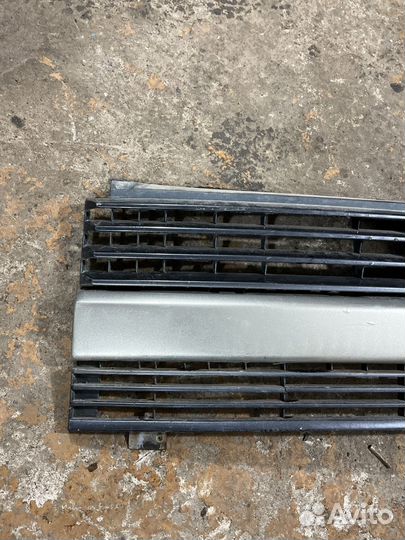 Решетка радиатора volkswagen transporter T4