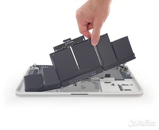 Замена аккумулятора на Apple MacBook