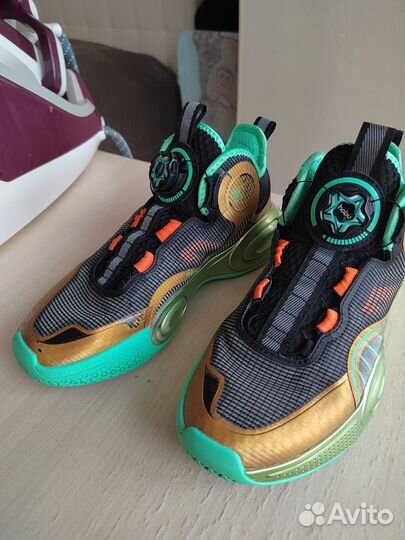 Баскетбольные кроссовки anta