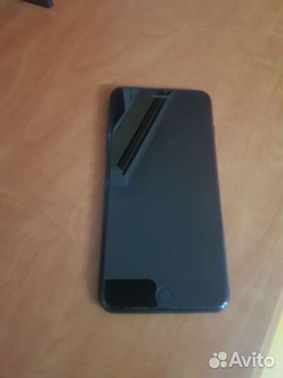 Телефон iPhone 7 plus