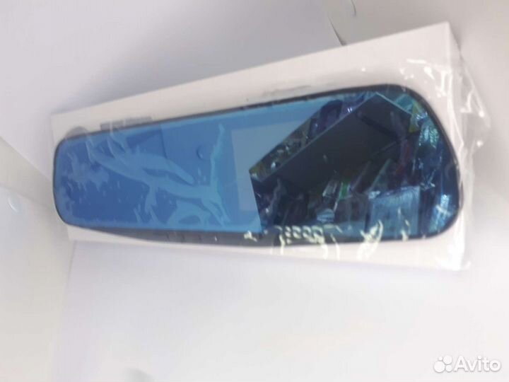 Зеркало-видеорегистратор