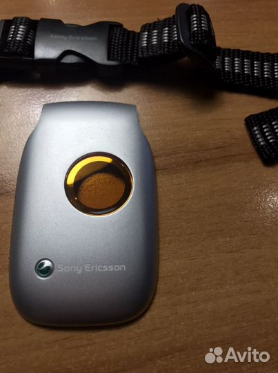 Съемная панель для Sony Ericsson Z200