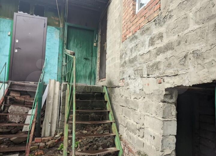 2-к. квартира, 38 м², 1/1 эт.