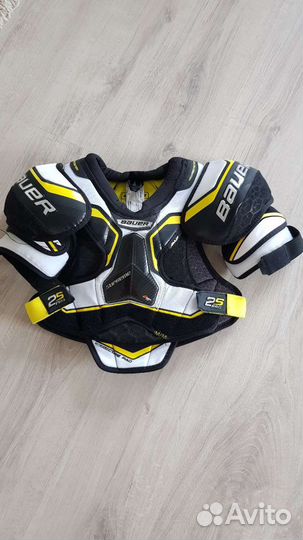 Нагрудник хоккейный Bauer