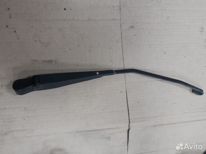 Поводок заднего дворника Chevrolet lacetti