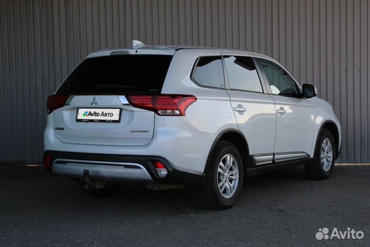 Mitsubishi Outlander 2.0 CVT, 2019, 81 781 км