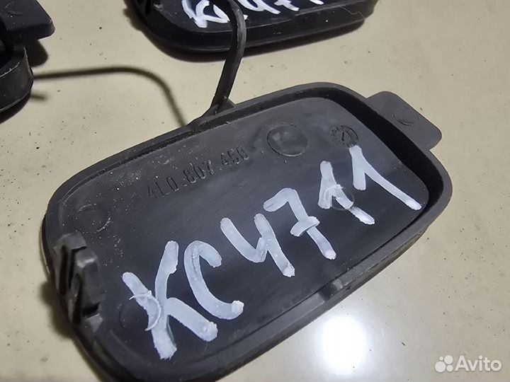 Заглушка бампера audi Q7 4L Задняя правая