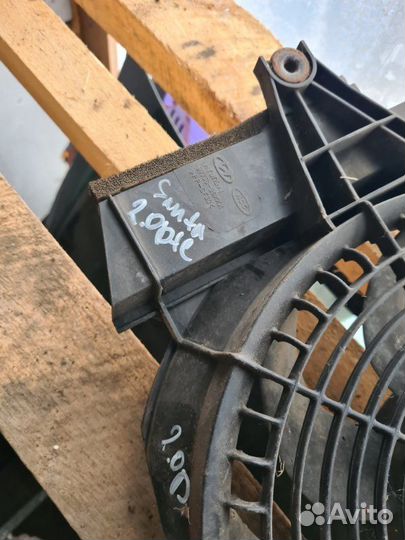 Вентилятор радиатора кондиционера Hyundai Santa Fe